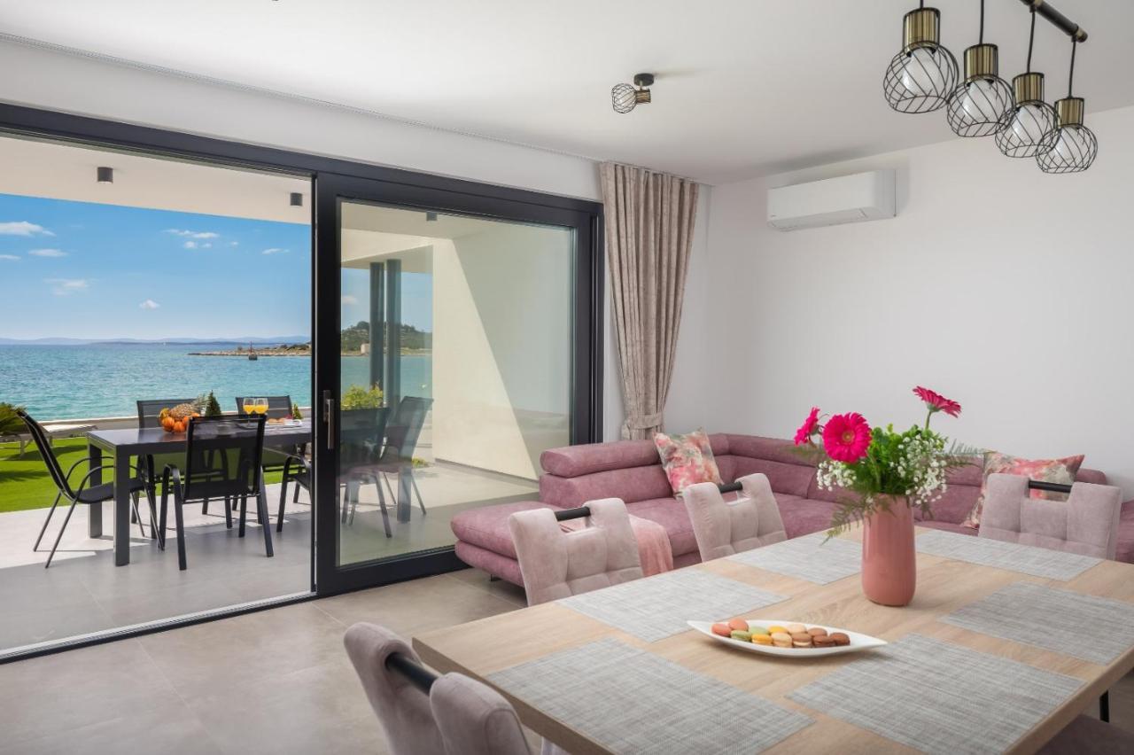 Luxury Apartment Sea Pakoštane Esterno foto