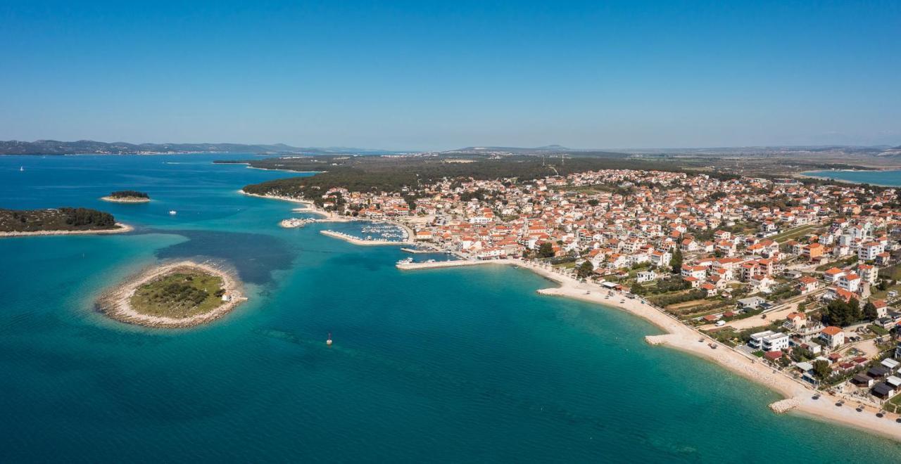 Luxury Apartment Sea Pakoštane Esterno foto