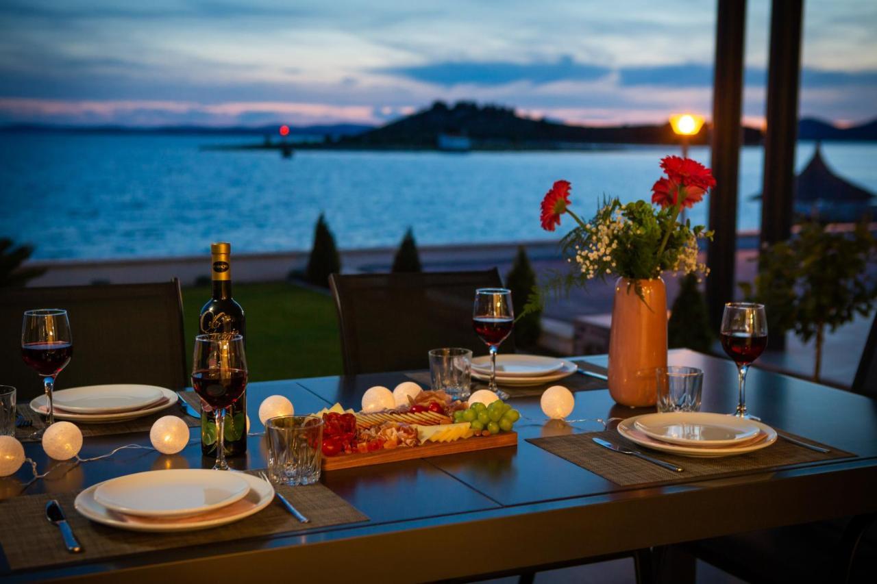 Luxury Apartment Sea Pakoštane Esterno foto